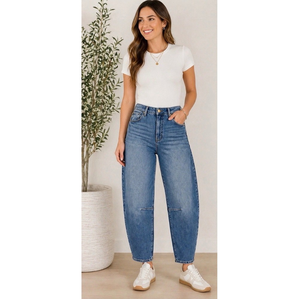 Kut from the Kloth High-Rise Balloon Jeans in Medium Blue